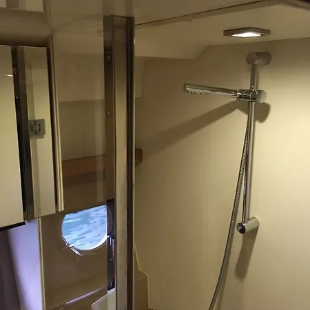 5* Mogan Yacht Xperience Bådhotel 3*